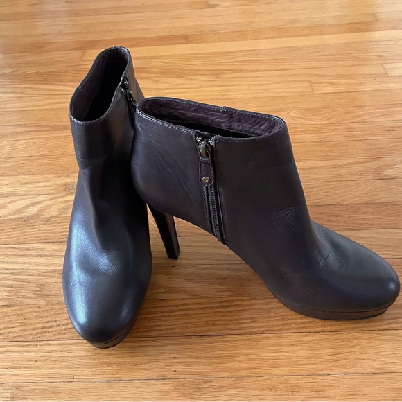 Rockport Dark Brown Ankle Boot - Picture 2 of 15